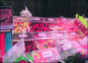 Materiel forain: boite � bonbons