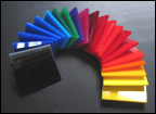 Plaques de plexiglas couleur